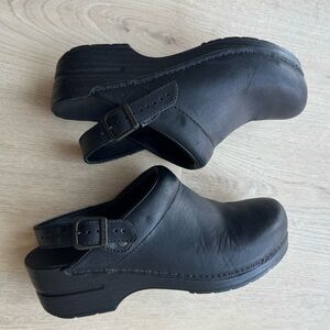 Dansko Ingrid Black Mules Size EU 40